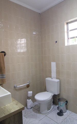 Casa à venda com 250m², 7 quartos e 3 vagasBanheiro/Suíte