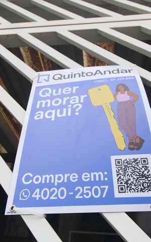 Casa à venda com 250m², 7 quartos e 3 vagasFachada/Plaquinha