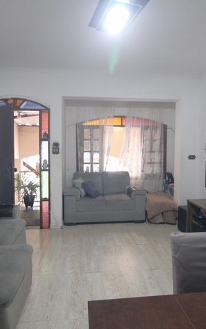 Casa à venda com 250m², 7 quartos e 3 vagasSala