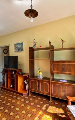 Casa à venda com 101m², 2 quartos e sem vagaSala