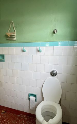 Casa à venda com 101m², 2 quartos e sem vagaBanheiro