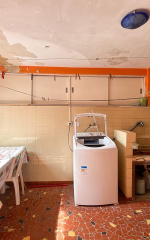 Casa à venda com 101m², 2 quartos e sem vagaQuintal