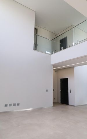 Casa de condomínio para alugar com 500m², 5 quartos e 3 vagasSala