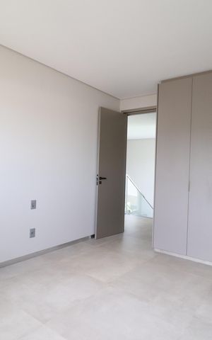 Casa de condomínio para alugar com 500m², 5 quartos e 3 vagasSuíte 2