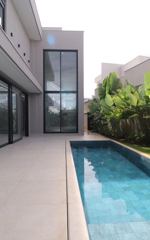 Casa de condomínio para alugar com 500m², 5 quartos e 3 vagasPiscina