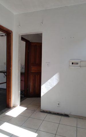 Casa de condomínio à venda com 180m², 3 quartos e 2 vagas Casa de condomínio à venda com 180m², 3 quartos e 2 vagasSuíte