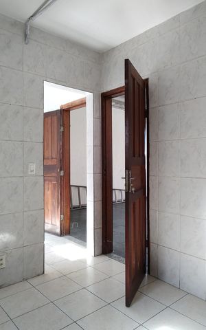 Casa de condomínio à venda com 180m², 3 quartos e 2 vagas Casa de condomínio à venda com 180m², 3 quartos e 2 vagasSuíte
