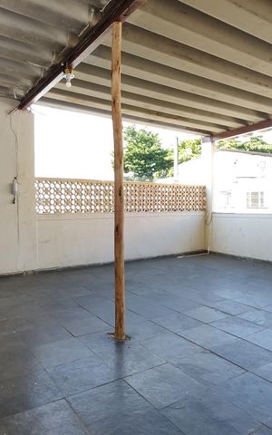 Casa de condomínio à venda com 180m², 3 quartos e 2 vagas Casa de condomínio à venda com 180m², 3 quartos e 2 vagasTerraço