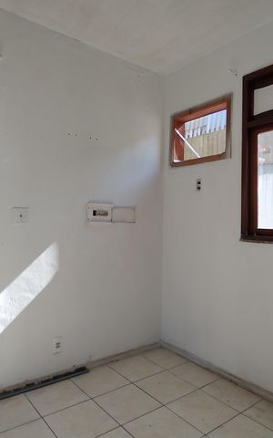 Casa de condomínio à venda com 180m², 3 quartos e 2 vagas Casa de condomínio à venda com 180m², 3 quartos e 2 vagasSuíte