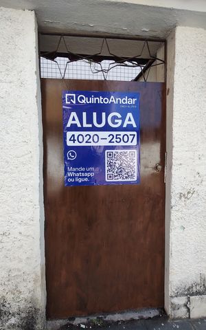 Casa de condomínio à venda com 180m², 3 quartos e 2 vagasPlaca