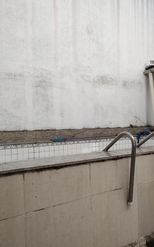 Casa de condomínio à venda com 180m², 3 quartos e 2 vagas Casa de condomínio à venda com 180m², 3 quartos e 2 vagasPiscina