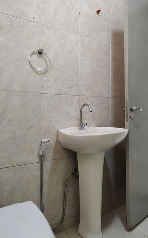 Casa de condomínio à venda com 180m², 3 quartos e 2 vagas Casa de condomínio à venda com 180m², 3 quartos e 2 vagasBanheiro 1