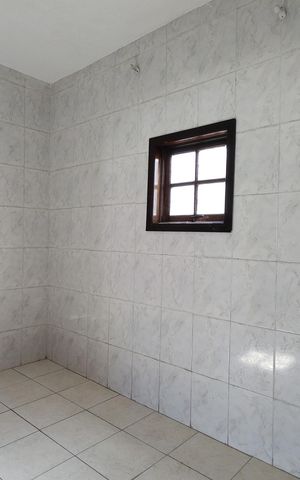 Casa de condomínio à venda com 180m², 3 quartos e 2 vagas Casa de condomínio à venda com 180m², 3 quartos e 2 vagasSuíte