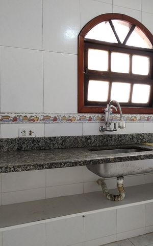 Casa de condomínio à venda com 180m², 3 quartos e 2 vagas Casa de condomínio à venda com 180m², 3 quartos e 2 vagasCozinha