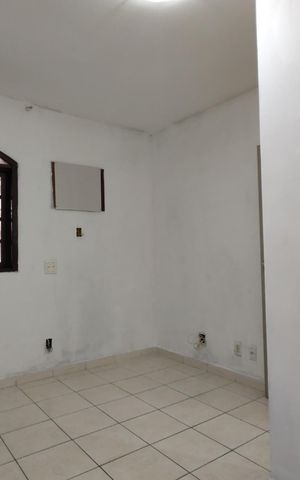 Casa de condomínio à venda com 180m², 3 quartos e 2 vagas Casa de condomínio à venda com 180m², 3 quartos e 2 vagasQuarto 1