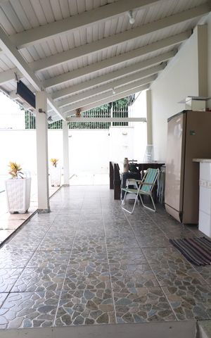 Casa à venda com 221m², 3 quartos e 4 vagasÁrea comum