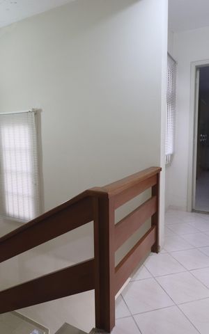 Casa à venda com 221m², 3 quartos e 4 vagasCorredor