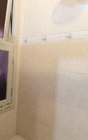 Casa à venda com 221m², 3 quartos e 4 vagasBanheiro