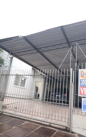 Casa à venda com 221m², 3 quartos e 4 vagasPlaca