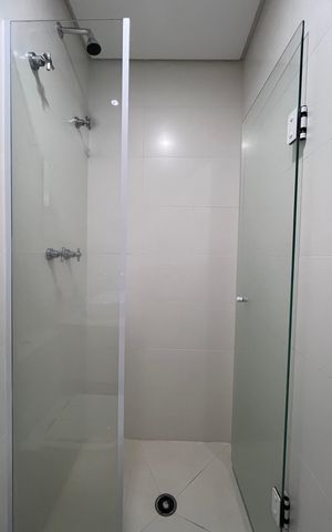 Studio para alugar com 38m², 1 quarto e 1 vaga Studio para alugar com 38m², 1 quarto e 1 vagaBanheiro da Suíte