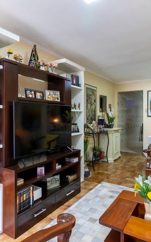 Casa à venda com 200m², 3 quartos e 1 vaga Casa à venda com 200m², 3 quartos e 1 vagaSala de Estar