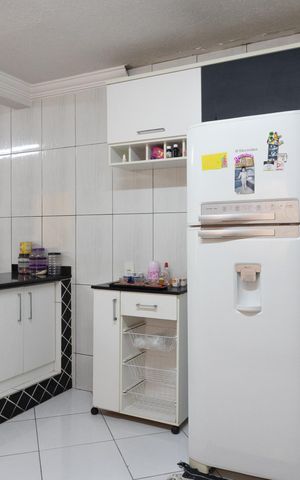 Casa à venda com 280m², 4 quartos e 2 vagas Casa à venda com 280m², 4 quartos e 2 vagasCozinha