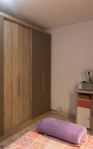 Casa à venda com 280m², 4 quartos e 2 vagas Casa à venda com 280m², 4 quartos e 2 vagasQuarto 2