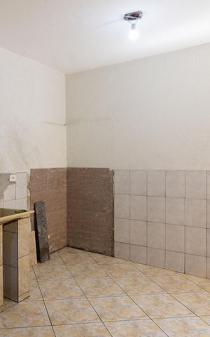 Casa à venda com 280m², 4 quartos e 2 vagas Casa à venda com 280m², 4 quartos e 2 vagasÁrea de Serviço