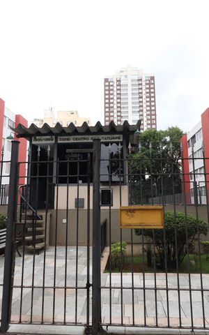 Apartamento à venda com 58m², 2 quartos e 1 vagaFachada e portaria