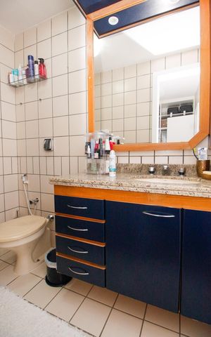 Apartamento à venda com 148m², 4 quartos e 4 vagasBanheiro da Suíte 2
