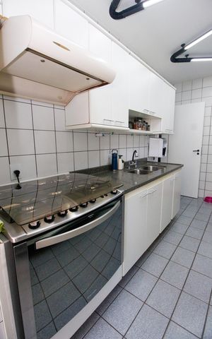 Apartamento à venda com 148m², 4 quartos e 4 vagasCozinha