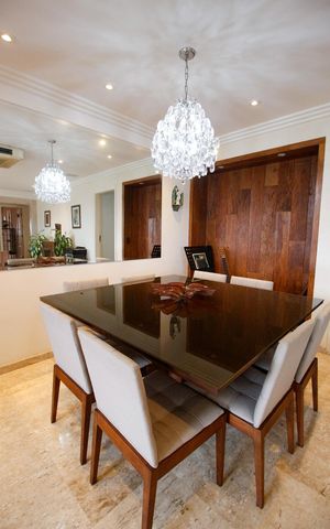 Apartamento à venda com 173m², 4 quartos e 3 vagasSala