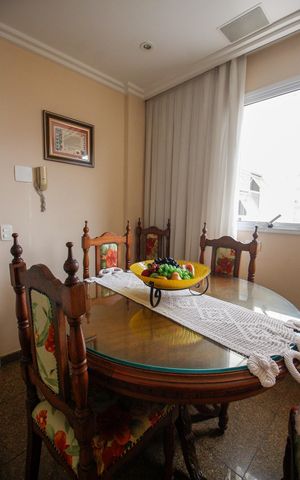 Apartamento à venda com 173m², 4 quartos e 3 vagasCopa