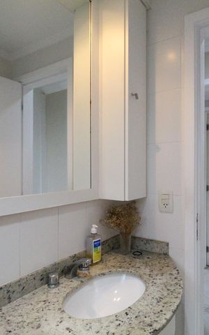 Apartamento à venda com 114m², 3 quartos e 2 vagasBanheiro da suíte 2