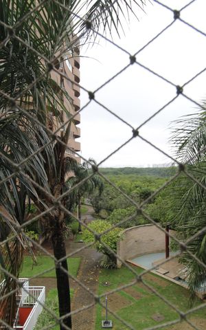 Apartamento à venda com 114m², 3 quartos e 2 vagasSuíte 2 - Vista
