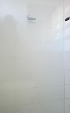 Apartamento à venda com 69m², 2 quartos e 1 vagaBanheiro Corredor