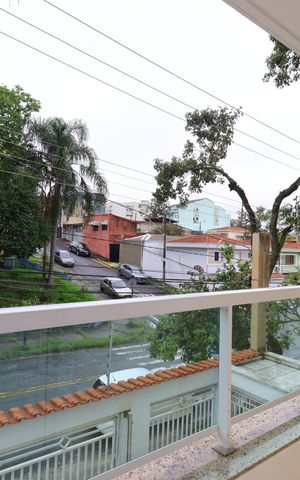 Apartamento à venda com 102m², 3 quartos e 2 vagasSacada do Quarto 2