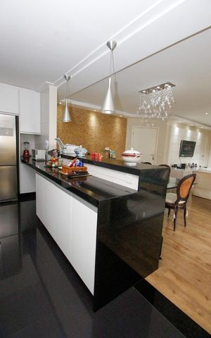 Apartamento à venda com 142m², 3 quartos e 2 vagasCozinha