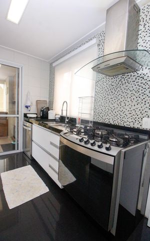 Apartamento à venda com 142m², 3 quartos e 2 vagasCozinha