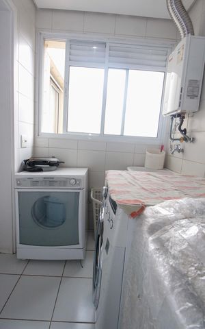 Apartamento à venda com 142m², 3 quartos e 2 vagasÁrea de Serviço
