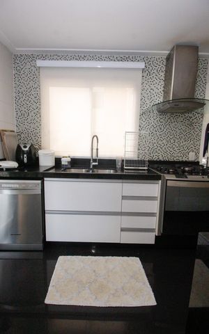 Apartamento à venda com 142m², 3 quartos e 2 vagasCozinha
