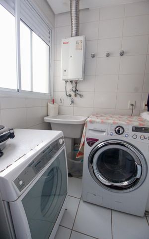Apartamento à venda com 142m², 3 quartos e 2 vagasÁrea de Serviço