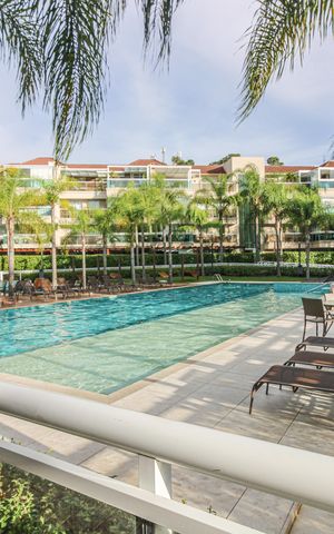 Apartamento para alugar com 157m², 3 quartos e 2 vagas Apartamento para alugar com 157m², 3 quartos e 2 vagasÁrea comum - Piscina