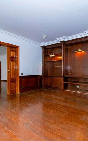 Apartamento à venda com 434m², 4 quartos e 4 vagas