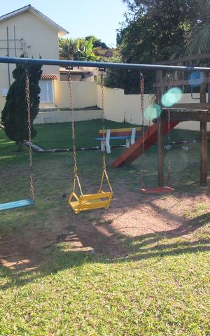 Casa de condomínio à venda com 118m², 2 quartos e 4 vagas Casa de condomínio à venda com 118m², 2 quartos e 4 vagasÁrea comum - Playground