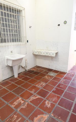 Casa para alugar com 244m², 3 quartos e 4 vagasÁrea de Serviço