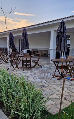 Apartamento para alugar com 55m², 2 quartos e 1 vaga Apartamento para alugar com 55m², 2 quartos e 1 vagaÁrea comum - Piscina