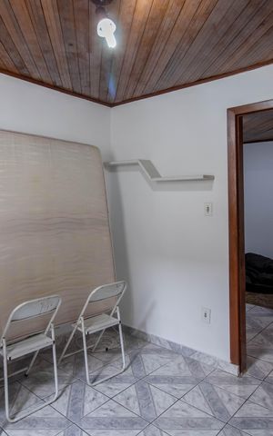 Casa à venda com 272m², 3 quartos e 2 vagas Casa à venda com 272m², 3 quartos e 2 vagasQuarto 3