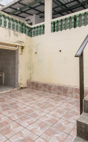 Casa à venda com 272m², 3 quartos e 2 vagas Casa à venda com 272m², 3 quartos e 2 vagasÁrea comum