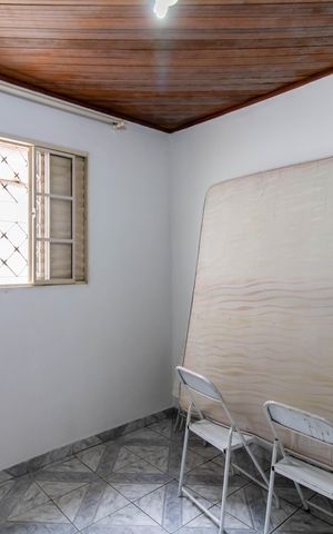Casa à venda com 272m², 3 quartos e 2 vagas Casa à venda com 272m², 3 quartos e 2 vagasQuarto 3